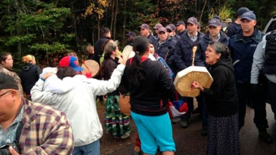 Mainstream media glosses over Indigenous issues Mainstream media glosses over Indigenous issues
