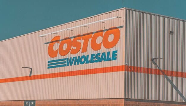 Costco membership fees to rise, but most won’t mind