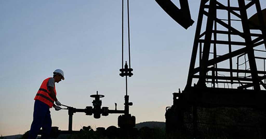 Carney bets on LNG, Alberta doubles down on oil